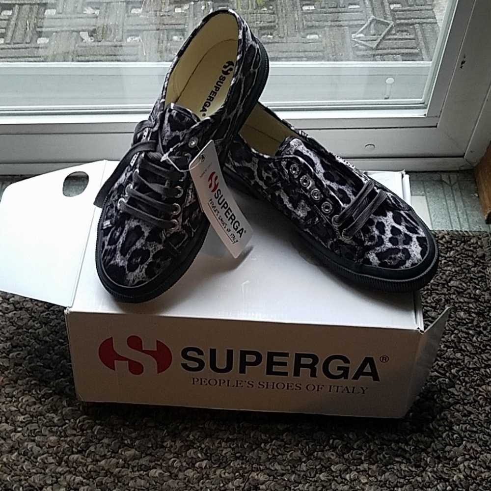 NWT Superga animal satin sneakers Size 9